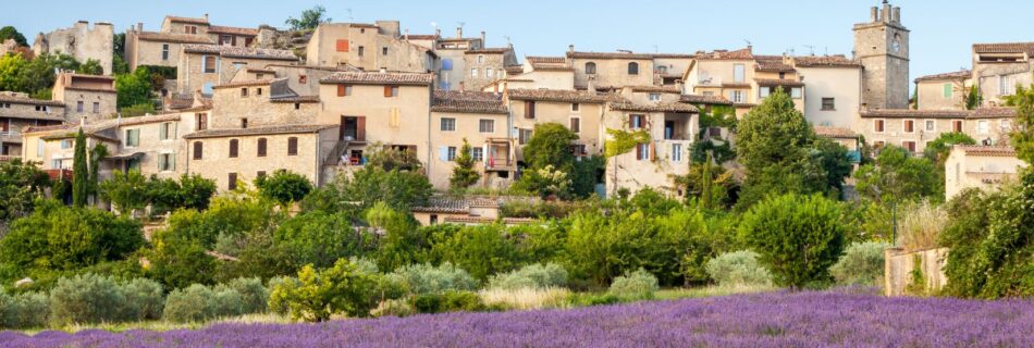 bannière août en provence